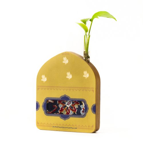 قاب فرش آستان ماهد
